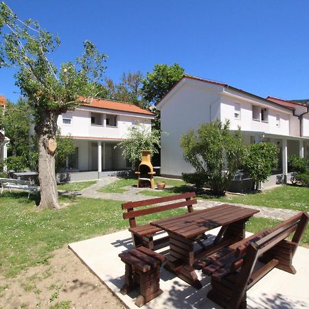 Villas Corinthia Baška Стая снимка