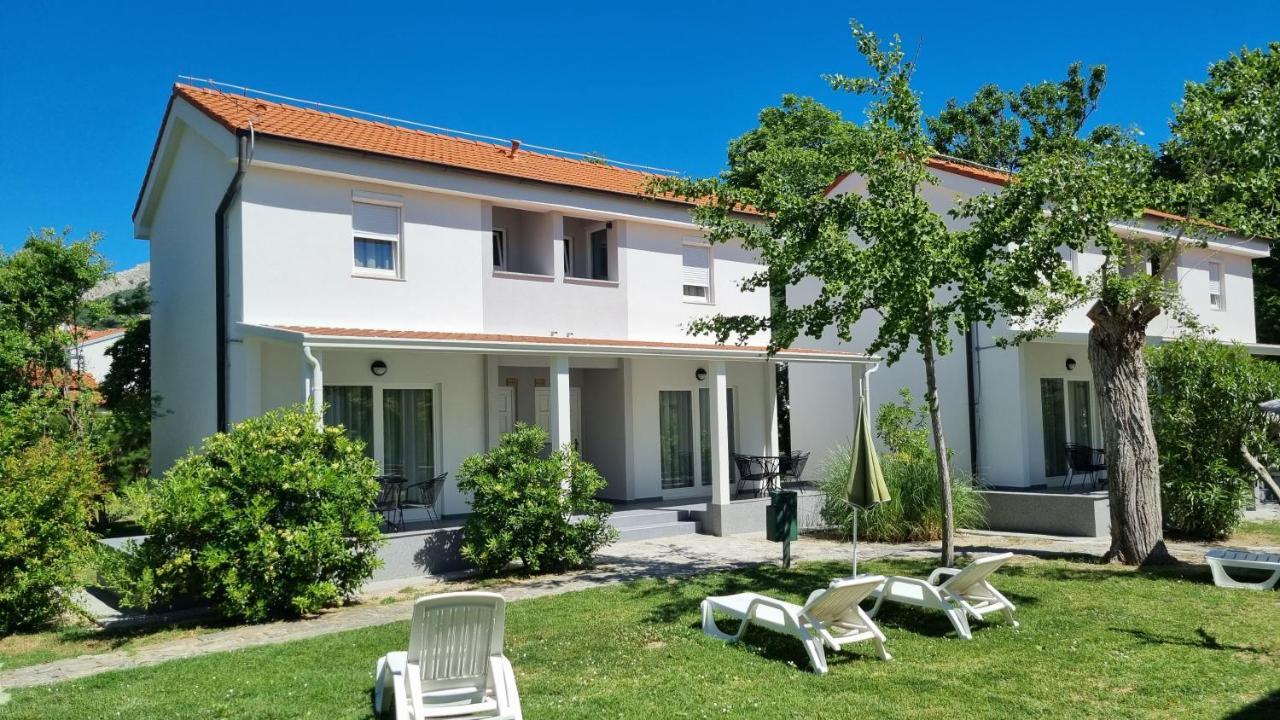 Villas Corinthia Baška Екстериор снимка